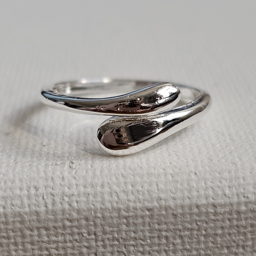Sterling silver 925 waterdrop open ring size 7